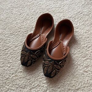 Black and Brown Embroidered Women's Shoes